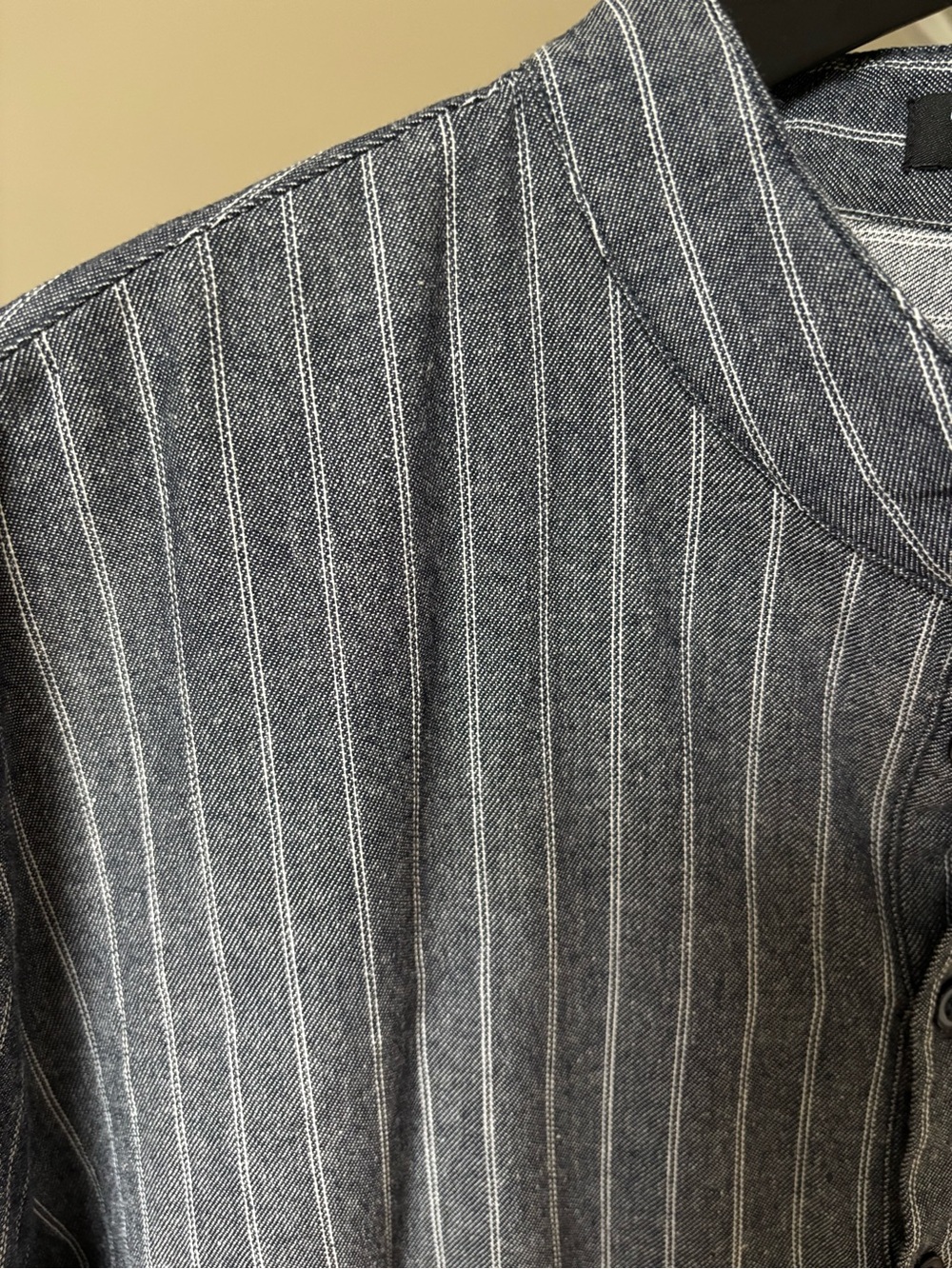 Men's Grey Striped Mandarin Collar Button-Down Shirt - Picture 4 of 7